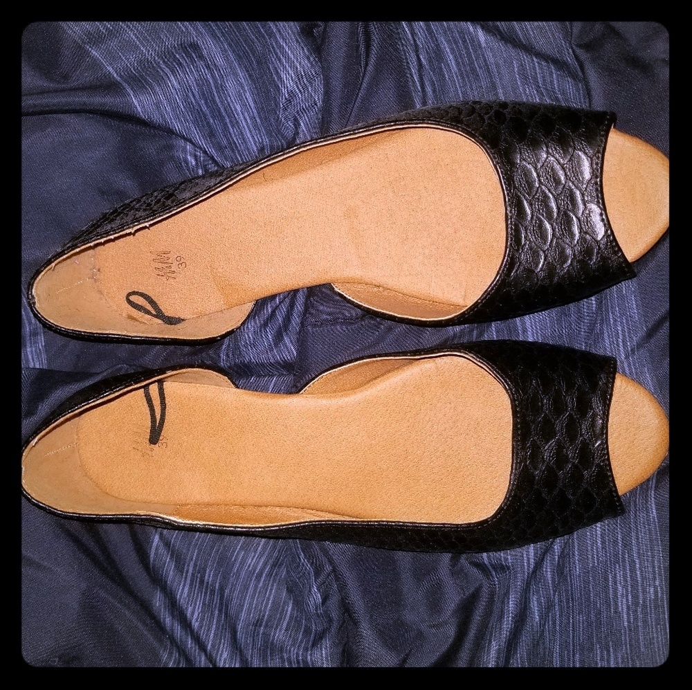 H&M Flats